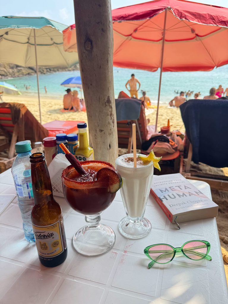 image of drinks on the beach at carrizalillo